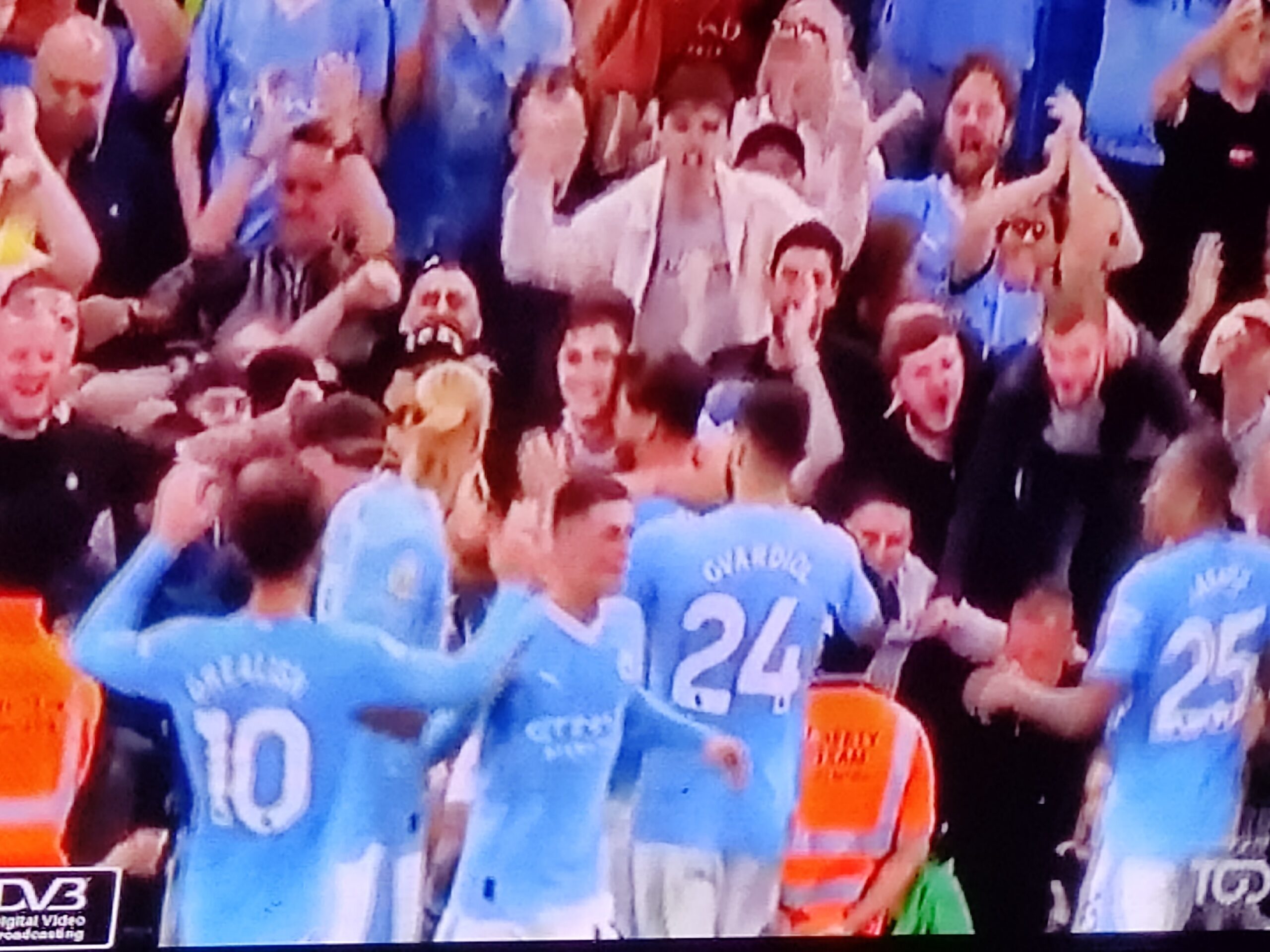Manchester City Triumphs Over Nottingham Forest 2-0 Despite Rodri's Red Card: A Test of Resilience and Skill 4 img 20230819 2136052960678054161442751 scaled