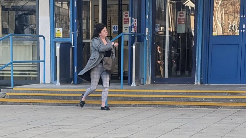 Former Sainsbury's Employee Faces Consequences for Shoplifting in Uniform. 1 bnps hollytrevillion 033074176826990996691