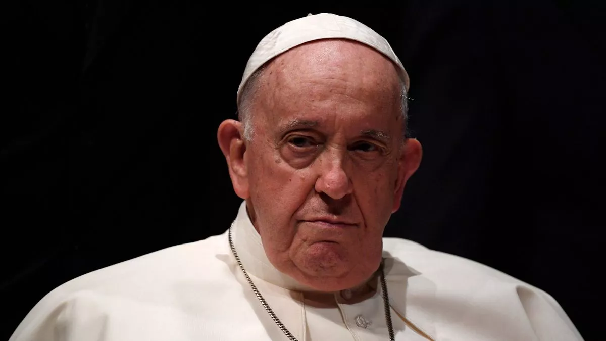 Pope Francis Hospitalized After Breathing Crisis: Vatican Confirms Inhalation Incident Amid Pneumonia Battle